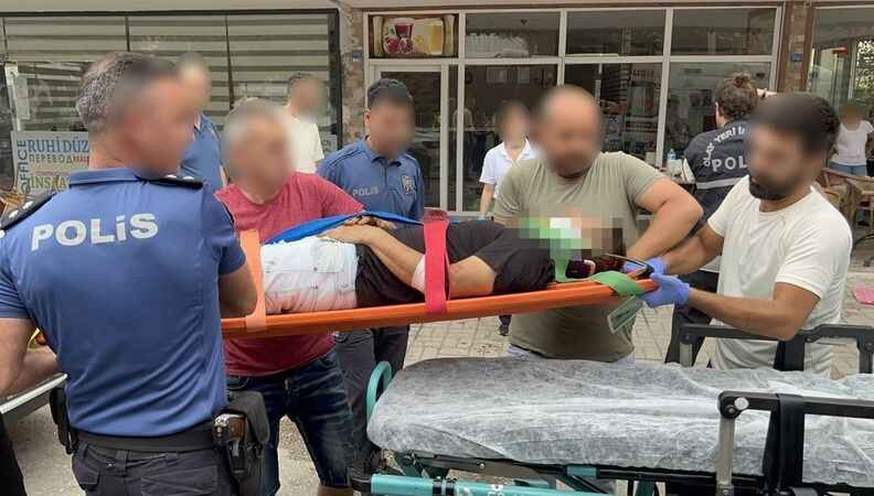 Alanya'da sopalı kavga... Polis silah kullandı... Olay yerinden ilk fotoğraflar...